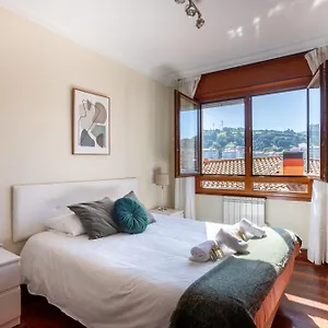 Lameragane, En El Centro Histórico Junto Al Parque Apartamento Bermeo